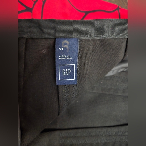 Vintage Gap Cherry Red Floral Mini Short Skirt Spring Girlie Size 6 Pockets - Picture 6 of 9